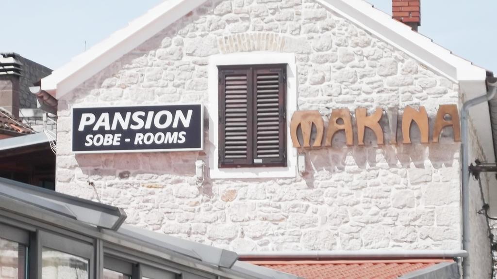 Hotel Pansion Makina Vodice Exterior foto